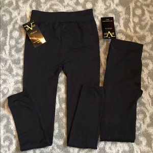 2 pairs of fleece lined leggings